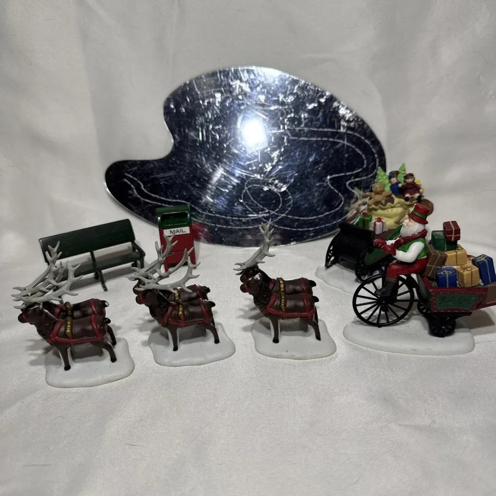 Lot of Christmas Village Santa Miniature Accessories Dept‎ 56 Hallmark READ